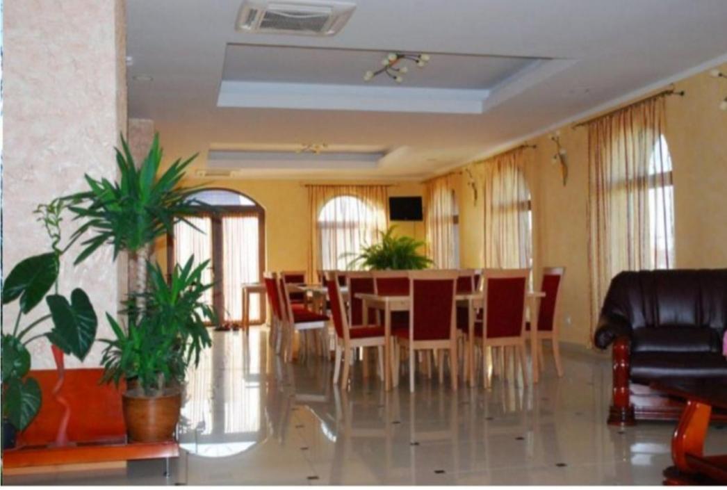 Casa Optima Hotel Oradea Exterior photo